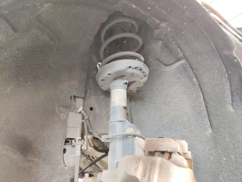 Recambio de amortiguador delantero izquierdo para opel astra k sports tourer (b16) 1.6 cdti (35) referencia OEM IAM 13453377  