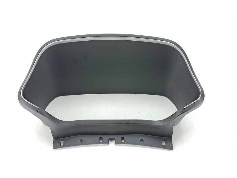 Recambio de moldura para renault arkana i (lcm_, ldn_) 1.6 e-tech 145 (ldmu) referencia OEM IAM 682408481R  
