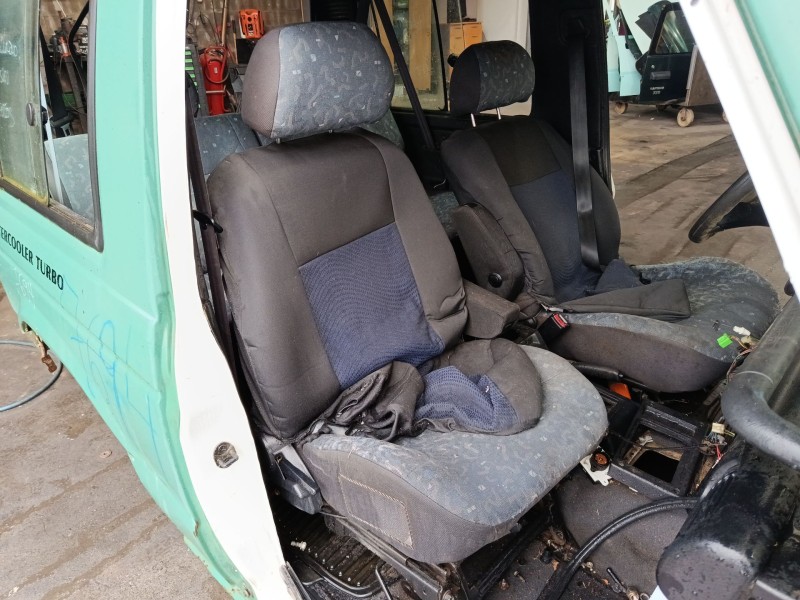 Recambio de asiento delantero derecho para hyundai galloper ii (jk-01) 2.5 td intercooler referencia OEM IAM   