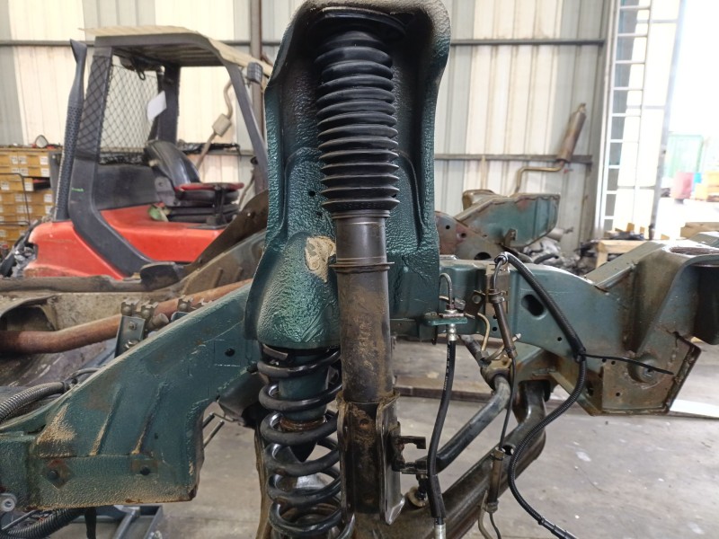 Recambio de amortiguador delantero derecho para santana 300/350 1.6 hdi 4x4 referencia OEM IAM   