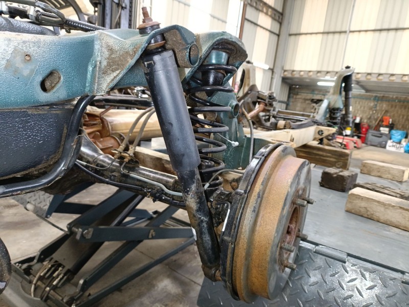 Recambio de amortiguador trasero derecho para santana 300/350 1.6 hdi 4x4 referencia OEM IAM   