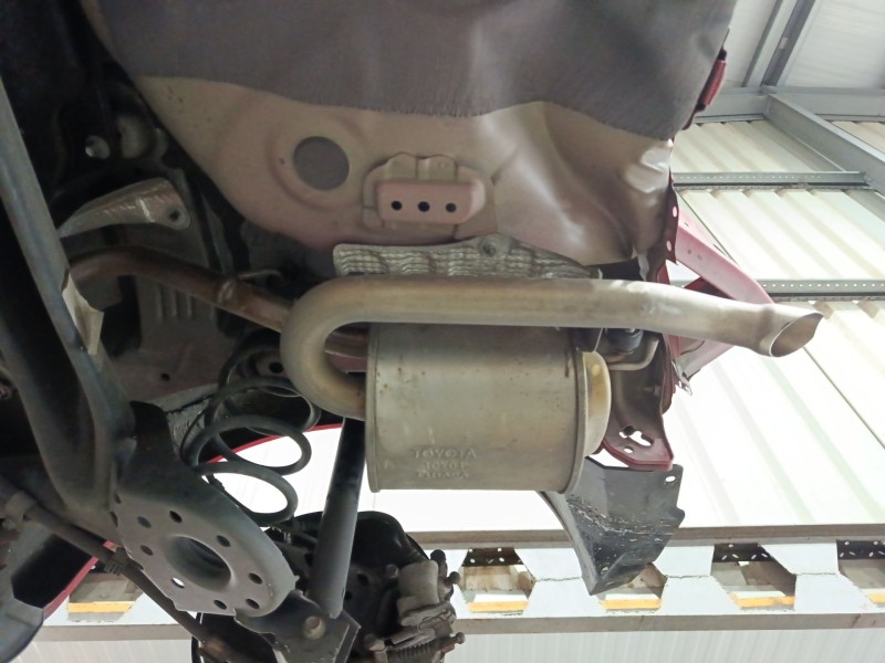 Recambio de tubo escape trasero para toyota yaris (_p13_) 1.5 hybrid (nhp130_) referencia OEM IAM 174300M120  