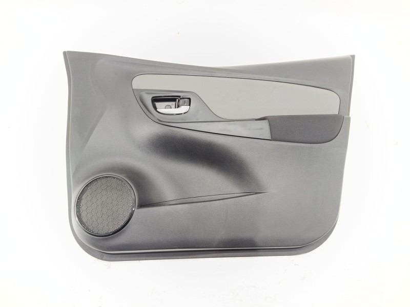 Recambio de guarnecido puerta delantera derecha para toyota yaris (_p13_) 1.5 hybrid (nhp130_) referencia OEM IAM 677630D130  