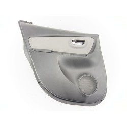 GUARNECIDO PUERTA TRASERA IZQUIERDA 676400DG40 