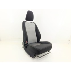 ASIENTO DELANTERO IZQUIERDO 
