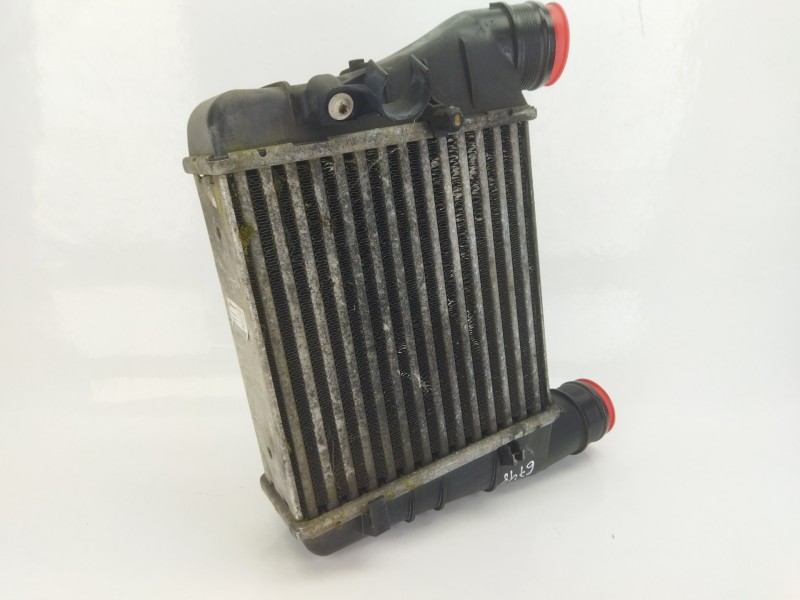 Recambio de intercooler para audi a4 b6 avant (8e5) 2.0 referencia OEM IAM 8E0145805AA  