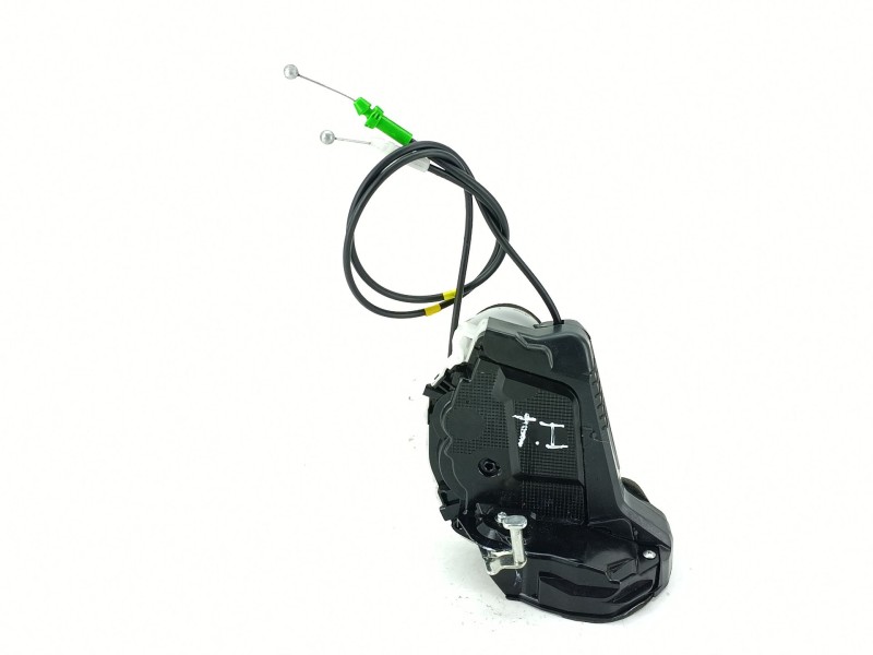 Recambio de cerradura puerta trasera izquierda para toyota yaris (_p13_) 1.5 hybrid (nhp130_) referencia OEM IAM 690600D320  