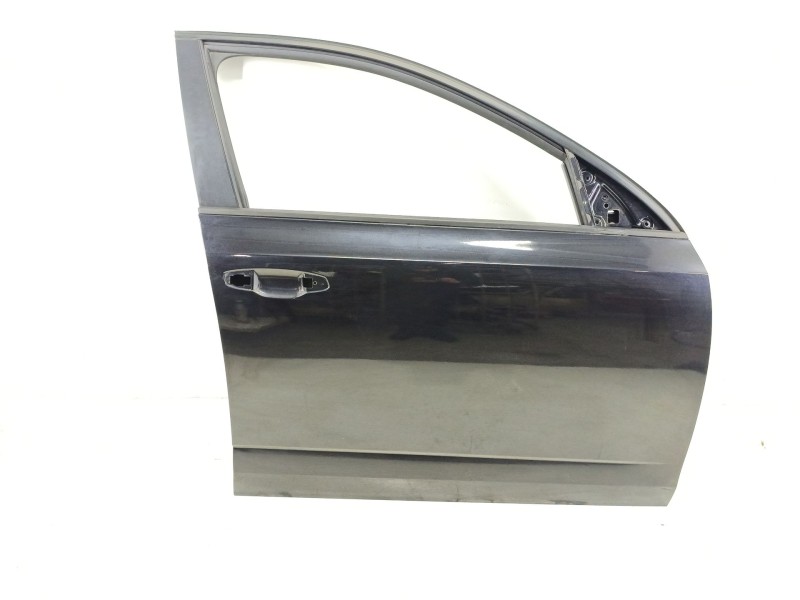 Recambio de puerta delantera derecha para skoda octavia iii (5e3, nl3, nr3) 1.6 tdi referencia OEM IAM 5E0831056A  