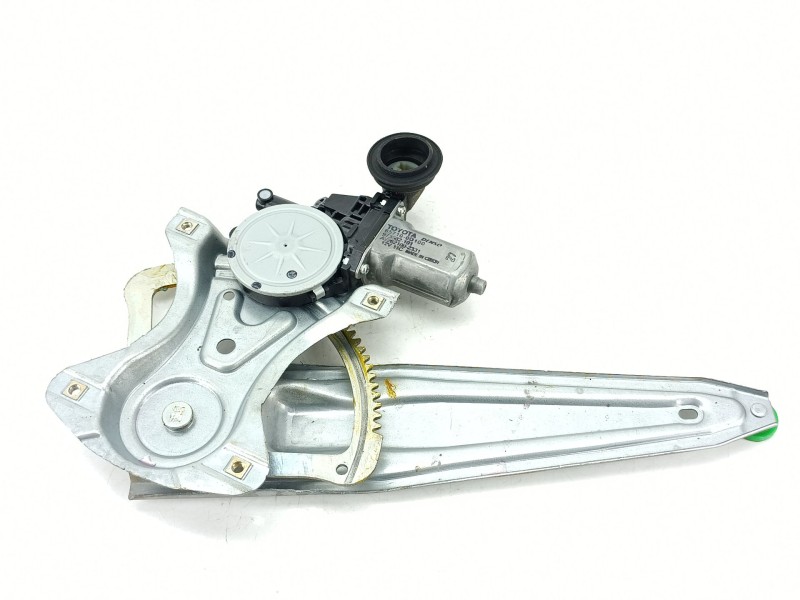 Recambio de elevalunas trasero izquierdo para toyota yaris (_p13_) 1.5 hybrid (nhp130_) referencia OEM IAM 698400D220  