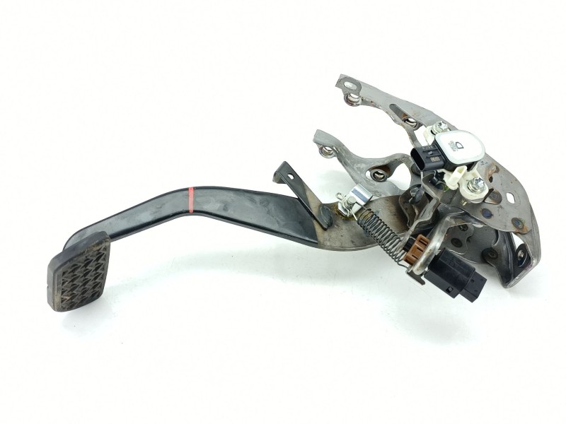 Recambio de pedal freno para toyota yaris (_p13_) 1.5 hybrid (nhp130_) referencia OEM IAM 471010D470  