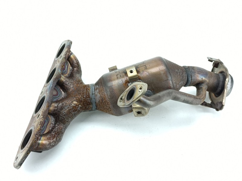 Recambio de catalizador para toyota yaris (_p13_) 1.5 hybrid (nhp130_) referencia OEM IAM 1714021110  