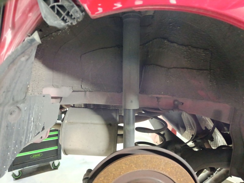 Recambio de amortiguador trasero derecho para toyota yaris (_p13_) 1.5 hybrid (nhp130_) referencia OEM IAM 485300DF22  