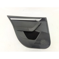 GUARNECIDO PUERTA TRASERA IZQUIERDA 5E5867211 