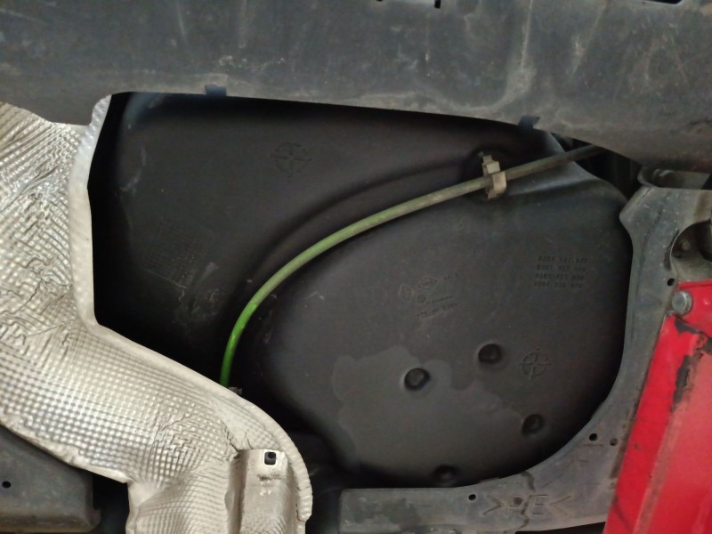 Recambio de deposito combustible para renault clio iv (bh_) 0.9 tce 90 referencia OEM IAM 172034867R  