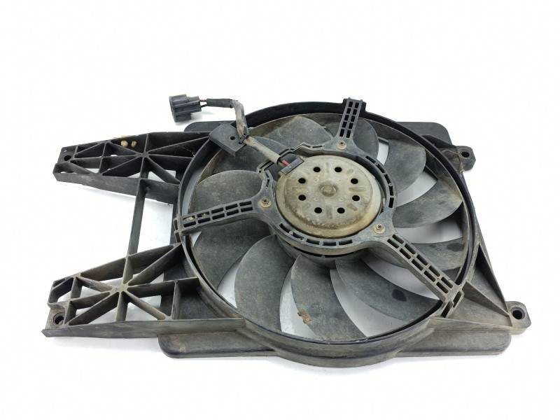 Recambio de electroventilador para santana 300/350 1.6 hdi 4x4 referencia OEM IAM 179716041A  