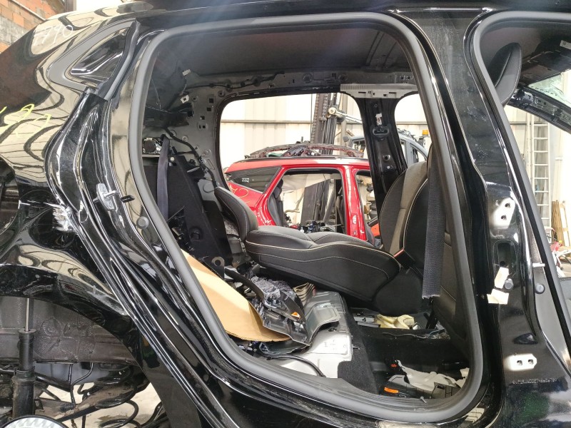 Recambio de gomas contorno puerta para renault clio v (b7_) tce 90 (b7mt) referencia OEM IAM   