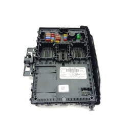 CAJA RELES / FUSIBLES F005V04583 