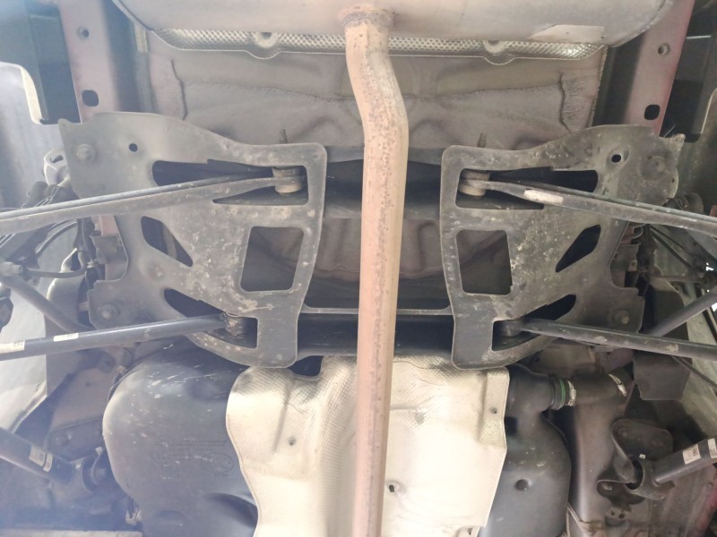 Recambio de puente trasero para jeep compass (mp, m6, mv, m7) 1.4 multiair referencia OEM IAM 68339770AB  