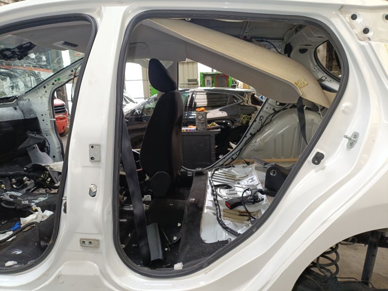 Recambio de gomas contorno puerta para nissan micra v (k14) 1.0 ig-t referencia OEM IAM   