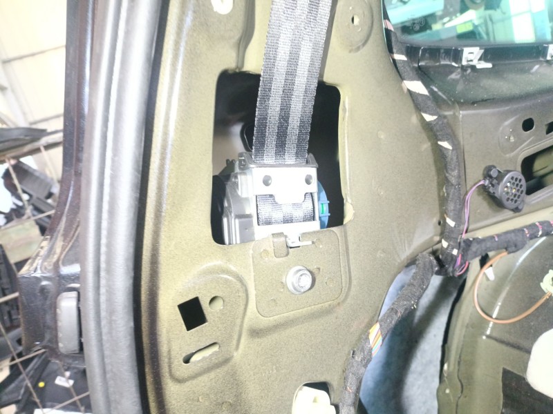 Recambio de cinturon seguridad trasero izquierdo para seat alhambra (710, 711) 2.0 tdi referencia OEM IAM 7N0857805FRAA  