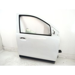 PUERTA DELANTERA DERECHA 801008218R 