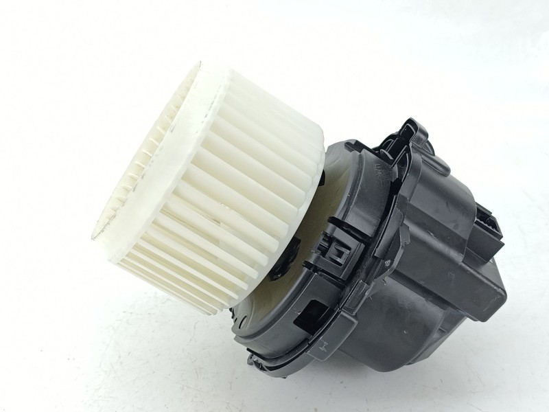 Recambio de motor calefaccion para renault clio v (b7_) tce 90 (b7mt) referencia OEM IAM DT116244567  