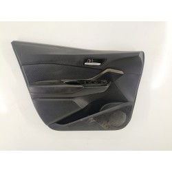 GUARNECIDO PUERTA DELANTERA IZQUIERDA 67061F4110 