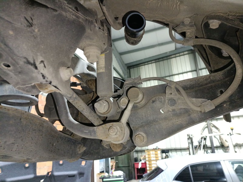 Recambio de mangueta trasera izquierda para toyota c-hr (_x1_) 1.8 hybrid (zyx10_, zyx11_) referencia OEM IAM 42305F4031  