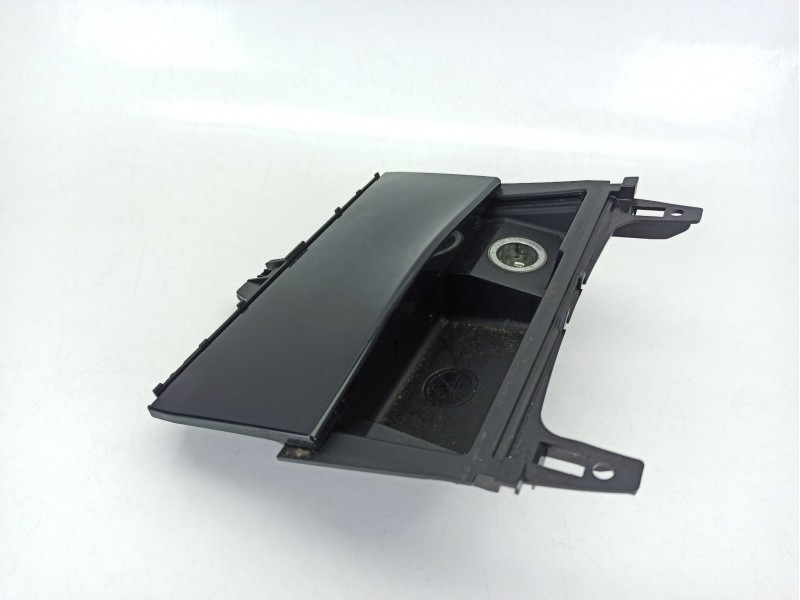 Recambio de cenicero para mercedes-benz clase c (w204) c 200 cdi (204.007, 204.006) referencia OEM IAM A2046800179  