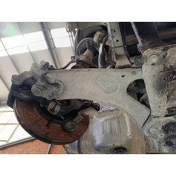 BRAZO SUSPENSION INFERIOR DELANTERO DERECHO 9831682780 