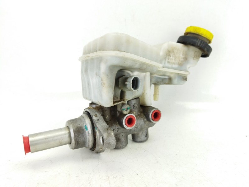 Recambio de bomba freno para dodge caliber 2.0 crd referencia OEM IAM 26415000064  