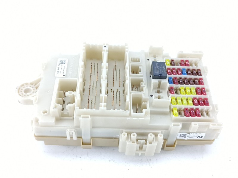 Recambio de caja reles / fusibles para honda hr-v (ru) 1.5 (ru1) referencia OEM IAM 737012800W  