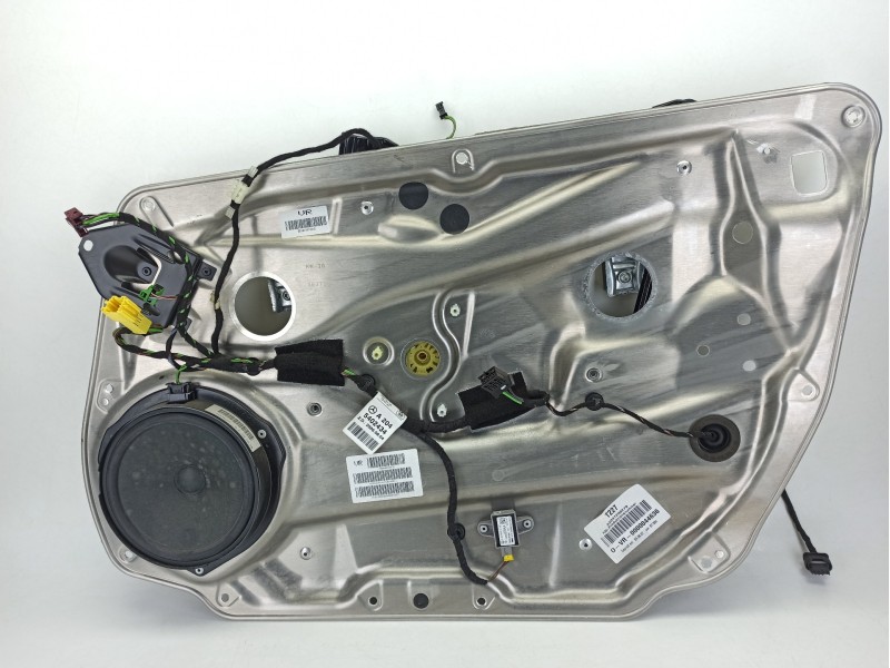 Recambio de elevalunas delantero derecho para mercedes-benz clase c (w204) c 200 cdi (204.007, 204.006) referencia OEM IAM A2047