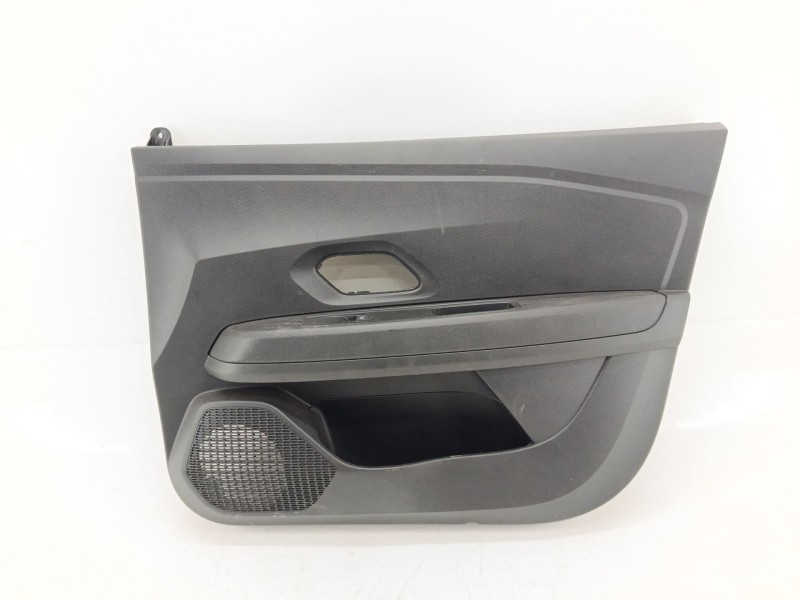Recambio de guarnecido puerta delantera derecha para dacia sandero iii 1.0 sce 65 referencia OEM IAM 809005683R  