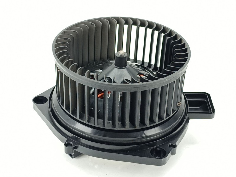 Recambio de motor calefaccion para bmw x3 (g01, f97, g08) xdrive 20 d referencia OEM IAM T38256B  