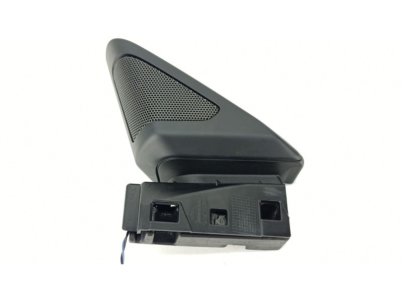 Recambio de molduras delanteras para bmw z4 roadster (g29) sdrive 20 i referencia OEM IAM 7431805  