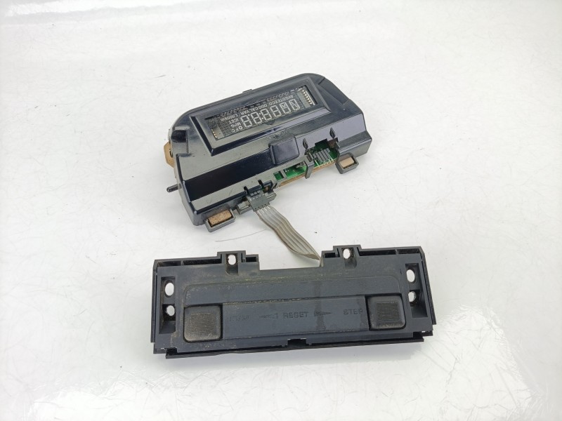 Recambio de pantalla multifuncion para jeep cherokee (xj) 2.5 td 4x4 referencia OEM IAM 4425717  