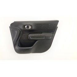 GUARNECIDO PUERTA DELANTERA DERECHA YQ000445ZP 