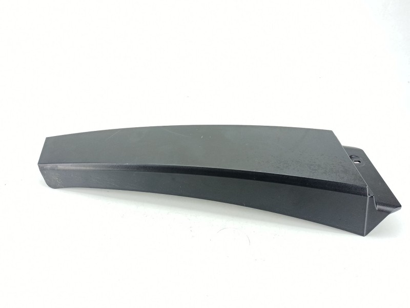 Recambio de moldura para dacia sandero iii 1.0 sce 65 referencia OEM IAM 768191080R  