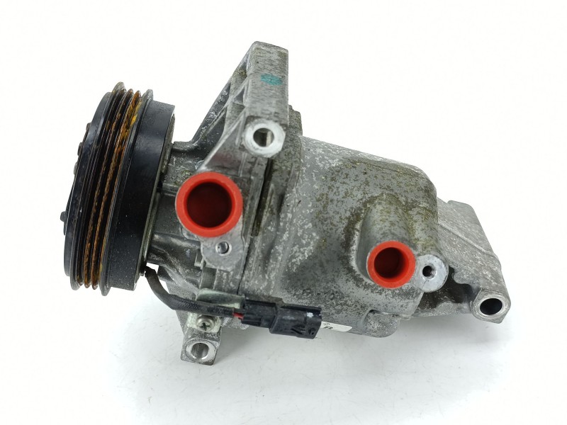 Recambio de compresor aire acondicionado para dacia sandero iii 1.0 sce 65 referencia OEM IAM 926005060R  