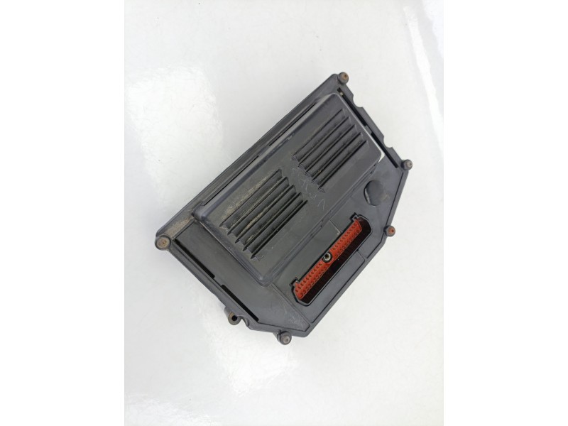 Recambio de centralita motor uce para jeep cherokee (xj) 2.5 td 4x4 referencia OEM IAM 56041707AB  