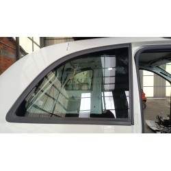 LUNA CUSTODIA TRASERA DERECHA 0000051936752 