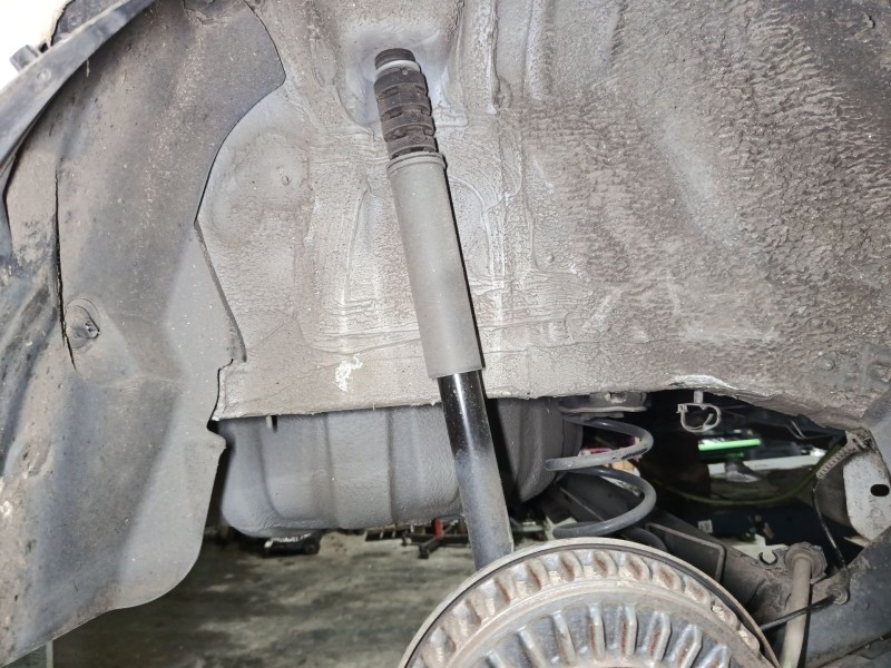 Recambio de amortiguador trasero derecho para dacia sandero iii 1.0 sce 65 referencia OEM IAM   