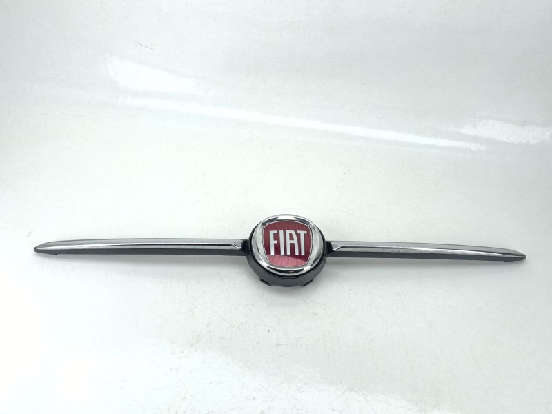Recambio de emblema para fiat 500 (312_) 1.0 mild hybrid (312.ayd1b) referencia OEM IAM 735637413  