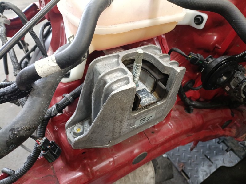 Recambio de soporte motor derecho para kia xceed (cd) 1.0 t-gdi referencia OEM IAM 21810G4000  