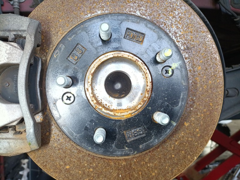 Recambio de mangueta trasera derecha para kia xceed (cd) 1.0 t-gdi referencia OEM IAM 52720J7AA0  