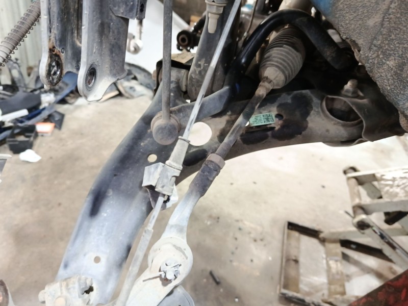 Recambio de brazo suspension inferior delantero izquierdo para kia stonic (yb) 1.2 cvvt referencia OEM IAM 54501H8500  