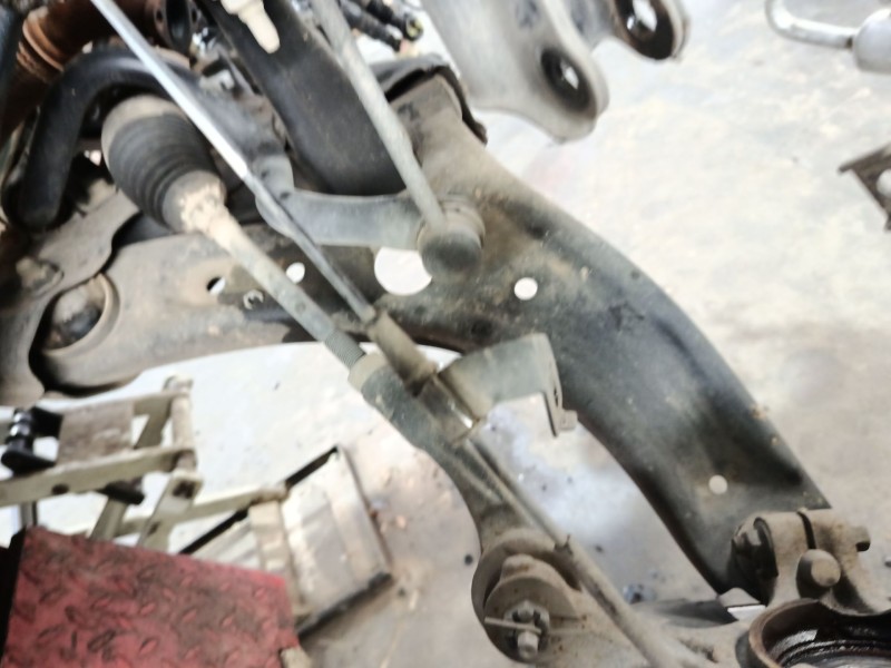 Recambio de brazo suspension inferior delantero derecho para kia stonic (yb) 1.2 cvvt referencia OEM IAM 54500H8500  