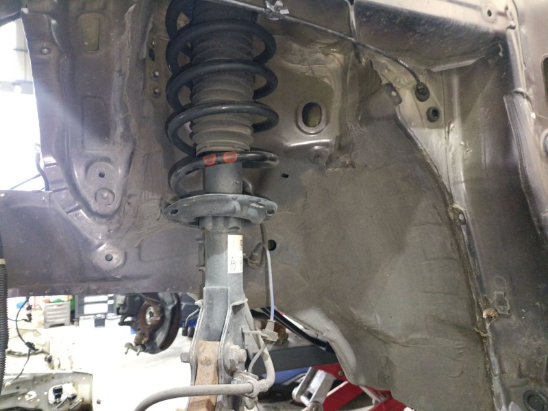 Recambio de amortiguador delantero izquierdo para honda hr-v (ru) 1.5 (ru1) referencia OEM IAM 51621T8KG03  