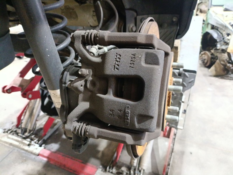 Recambio de pinza freno trasera derecha para honda hr-v (ru) 1.5 (ru1) referencia OEM IAM 43018T8MG00  